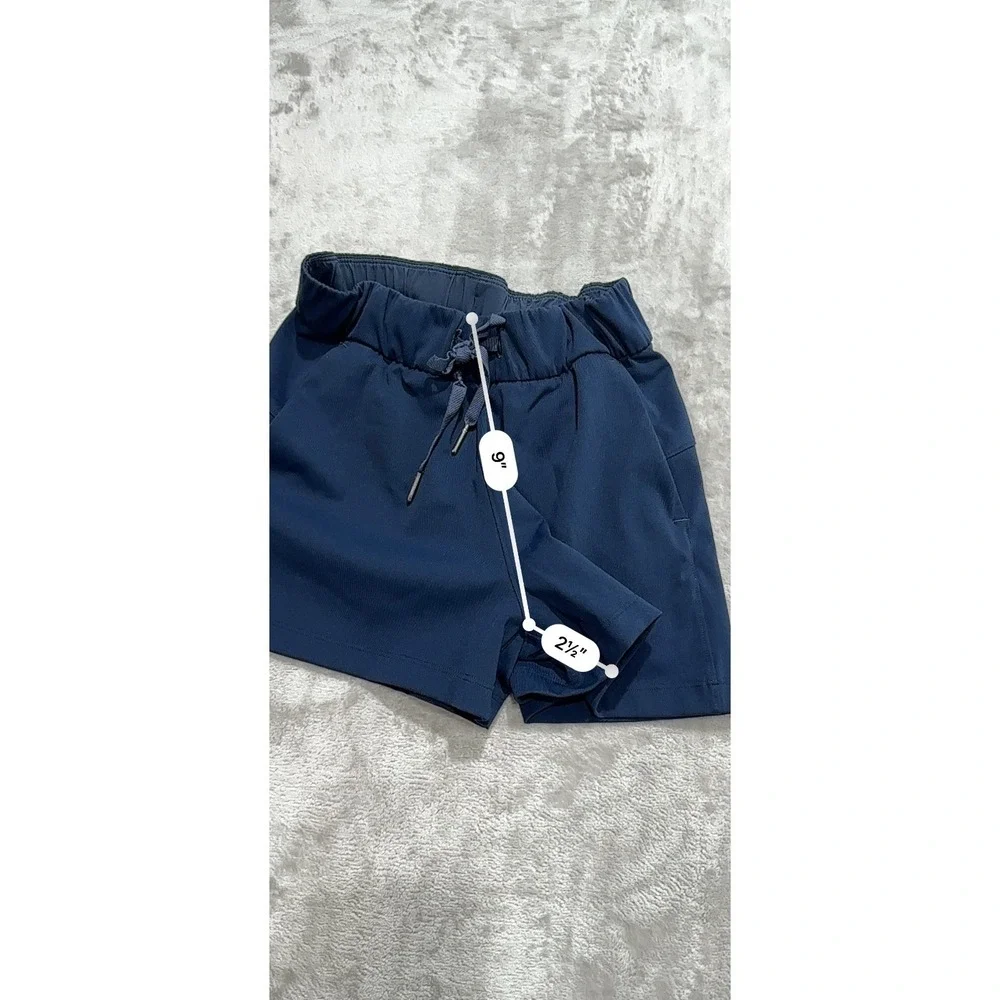 Lululemon On The Fly Short 2.5
